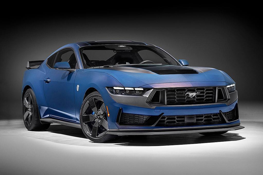 Ford Mustang Dark Horse